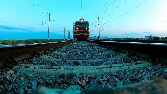 Bir dostimning xotinini katta kokraklari bilan sikishdi Neylon porno