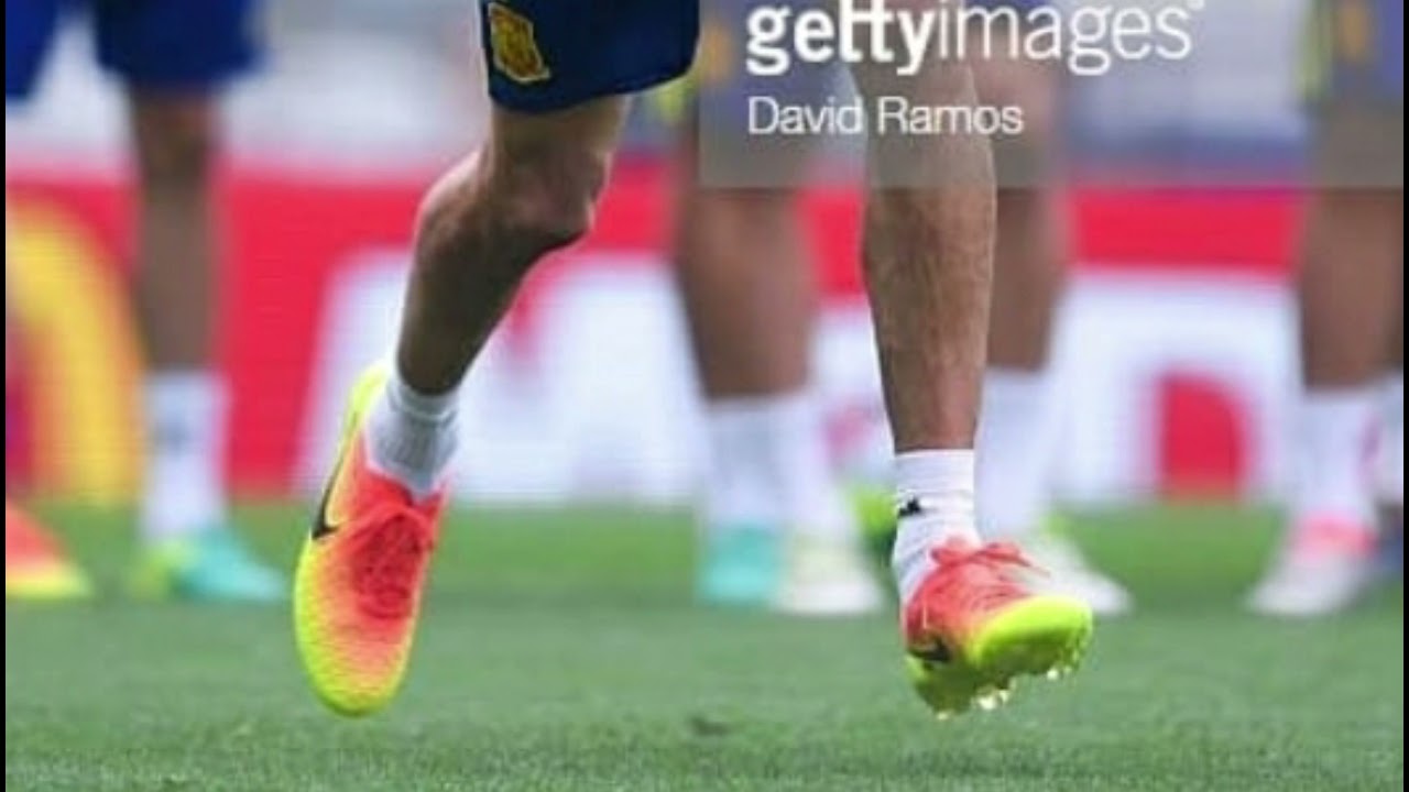 Sergio Busquets match worn boots YouTube