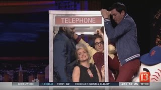 WATCH: How many people can fit inside a phone booth on the Tonight Show?