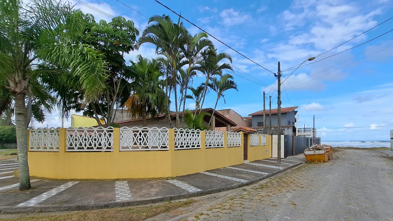 CASA TERRENO ENORME A 30M DA PRAIA VARANDA COQUEIROS EDICULA CURRASQUEIRA UM SONHO DE VERÃO