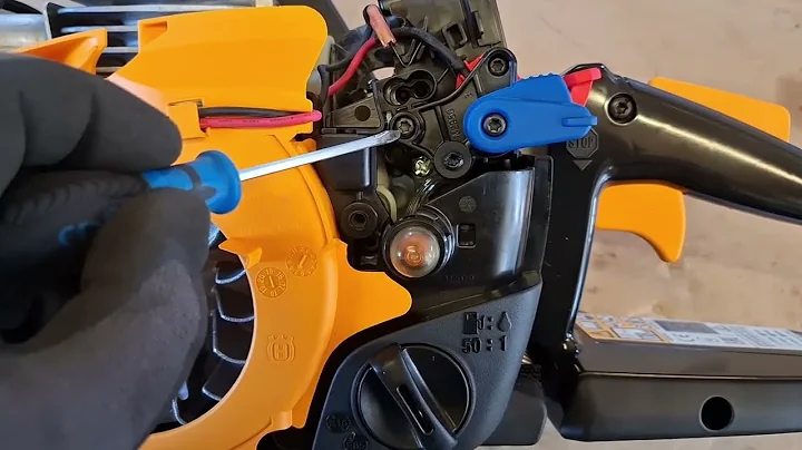 Disassembly of McCulloch CS 42STE chainsaw for spare parts