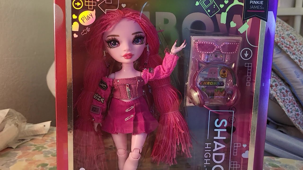 OPENING SHADOW HIGH DOLL WITH PINK LONG HAIR AND PINK DRESS - UNBOXING DOLL & TOY REVIEW