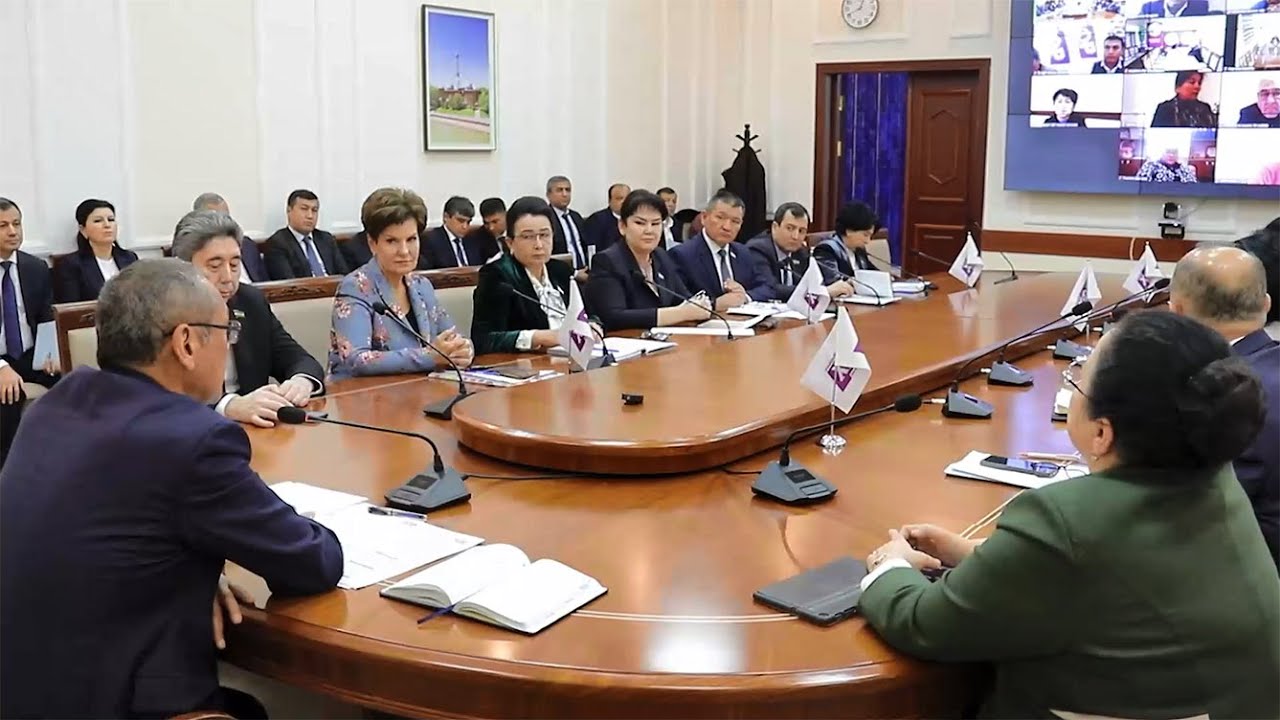 Депутатлар “Мактабгача таълим ва тарбия тўғрисида”ги Қонуни лойиҳасини кенг муҳокама қилдилар