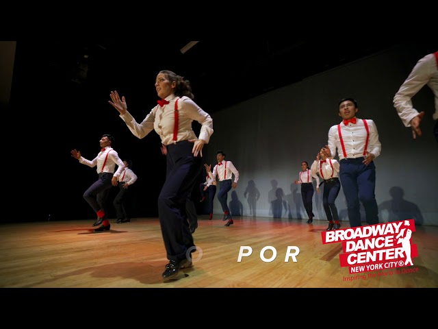SHOWCASE Diciembre 2019 
8vo semestre PROGRAMA FORMATIVO
Coreografía: Cecilia Arias
Alumnos: Ian Hernández, Martha Arred