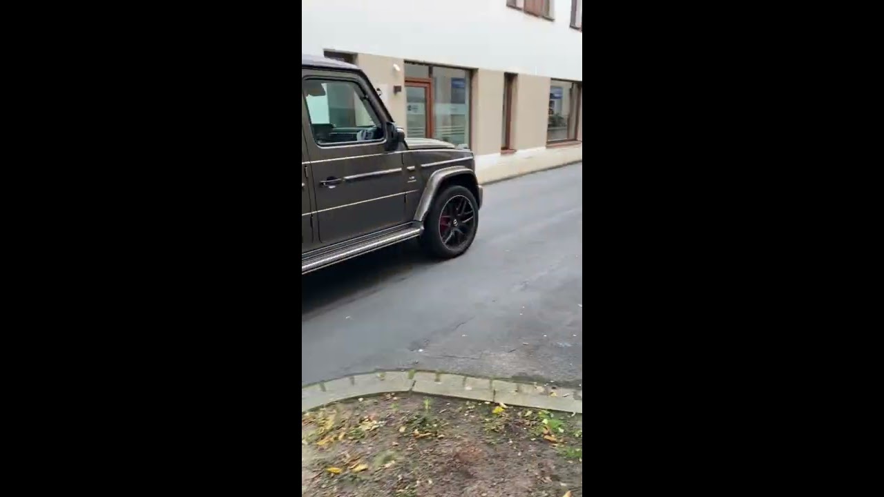 Mercedes G63 AMG V8 BiTurbo Sound