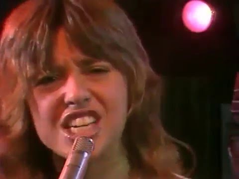 Suzi Quatro- She's In Love With You