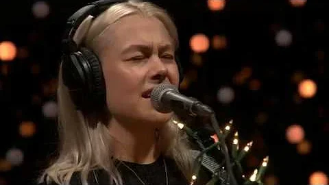 Phoebe Bridgers - Waiting Room (Live on KEXP)