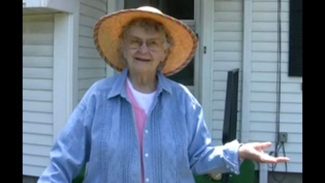 Life Memories: 81-Year-Old Eunice Chesnut Talks About Life in Brockport, New York (2007)