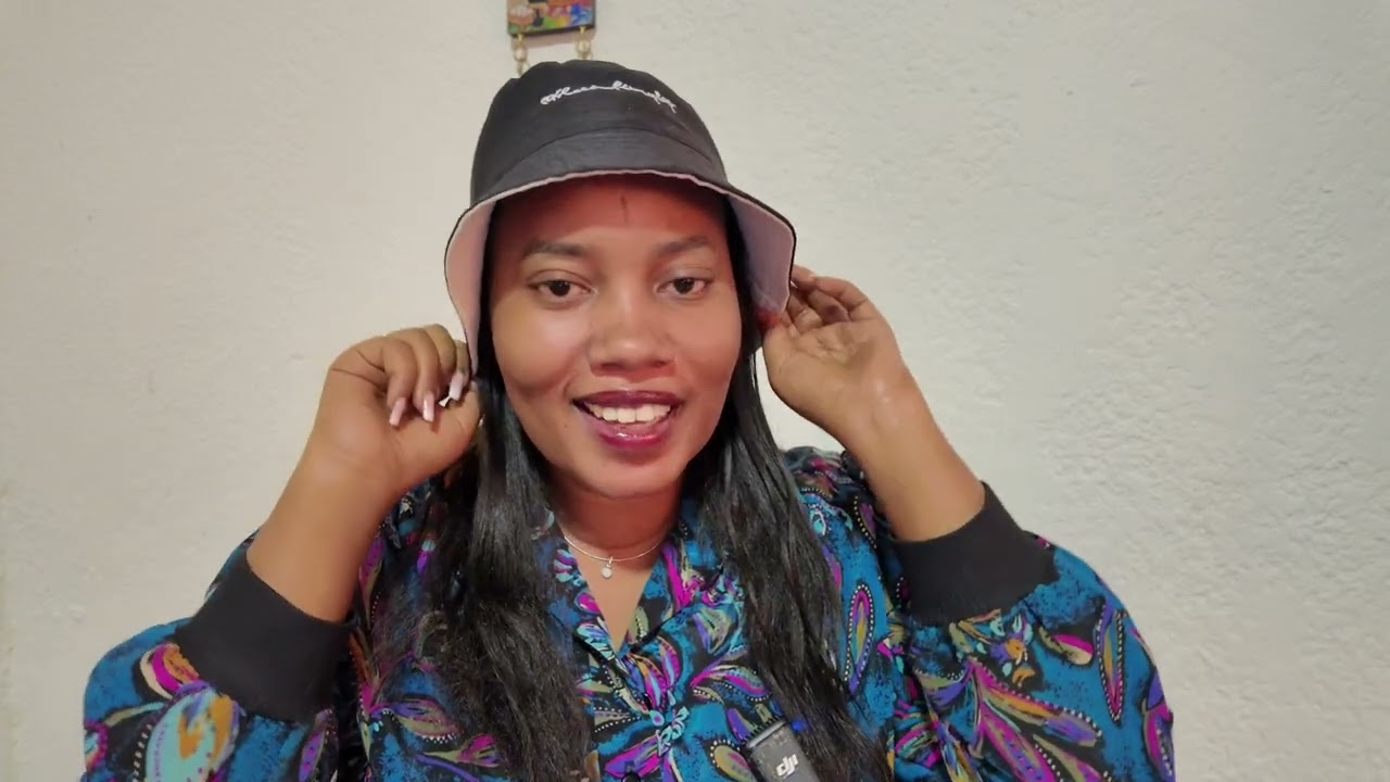 Присоединяйтесь к её миссии: путешествовать, чтобы изменить жизнь.