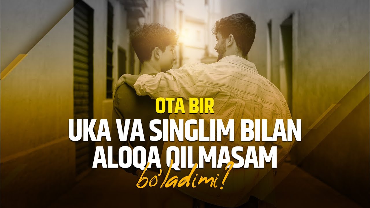 Qiziqarli lezbiyan onlayn videoni yaladi.