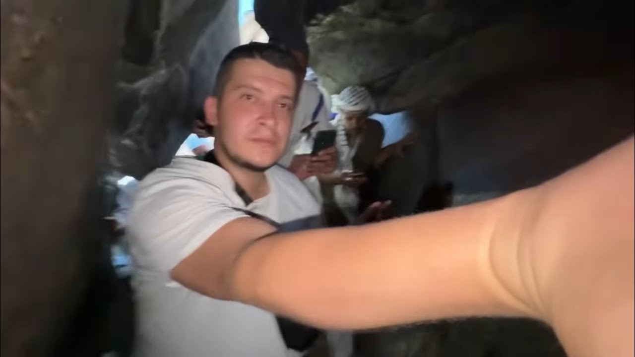 SNIMCI PEĆINE HIRA *mjesto gdje je Muhammedu a.s. preko Dzibrila započela objava Kur'ana 153/365