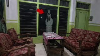 Pocong Mbak Rini? 6 Penampakan Hantu dan Fenomena Aneh yang Sulit Dijelaskan, Nomor 1 Buat Merinding