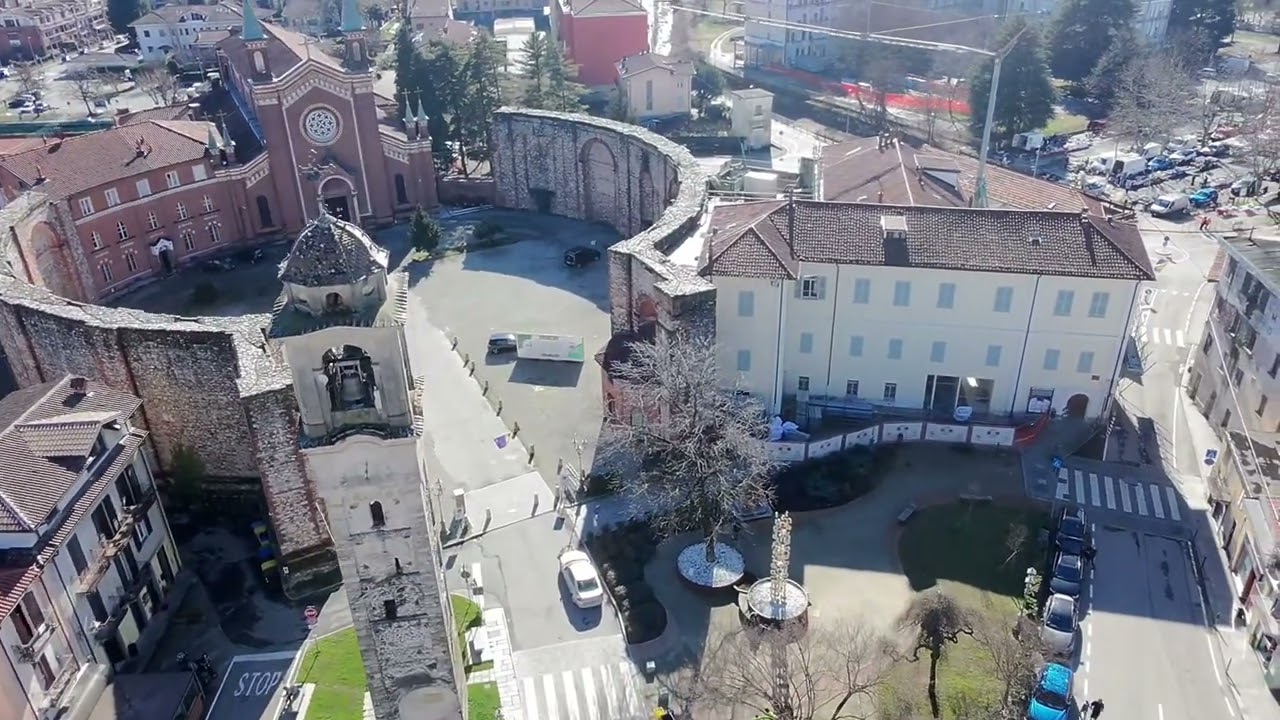 Argilla in Volo: Castellamonte, la città delle stufe e dell'arte.