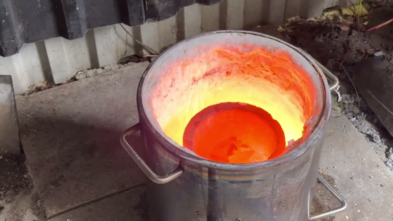 اعادة صهر سبائك فضة إسترليني فاشلة إلى سبيكة واحدة  رحلة التحويل والصهر