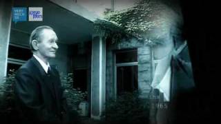 Famous Crossing The Line Net Worth