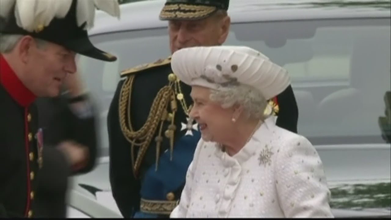 Queen Elizabeth II ill with stomach infection