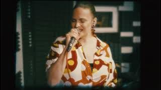 Vladivojna La Chia - Břehy II (live session)