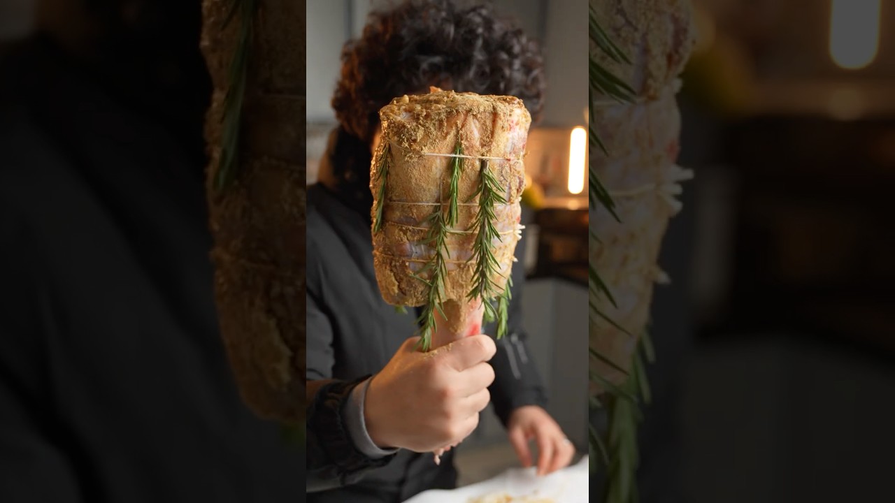 ⁣أنا عايزكم تستمتعوا بجمال وحلاوة قطعة لحم مطرقة ثور!  #وصفات_وجدي