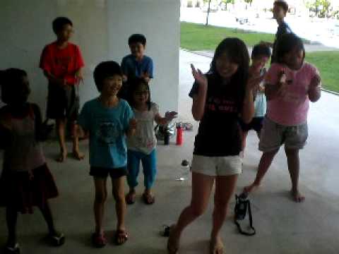 Ultimate Projects @ Life student Care - Chicken dance
