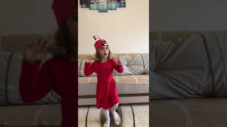 Elim Içerde Elim Dışarda Şarkısı