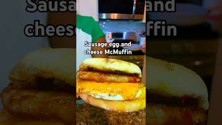 Let’s make sausage, egg, and cheese mcMuffin at home at home  #eggmuffins #eggtoast #eggsovereasy