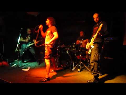 NORTH MORES -