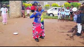 Mmina Tholo  nkieng Gae Performance