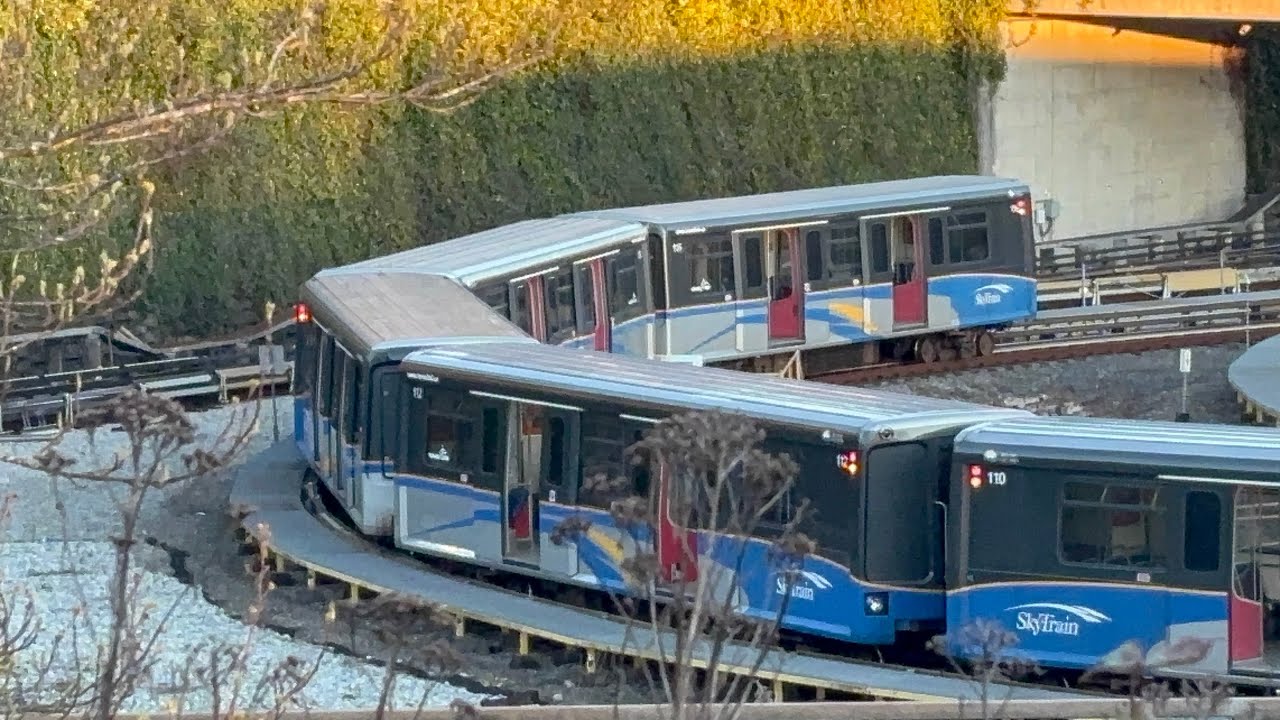 MK1 uncoupling at the Edmonds train yard