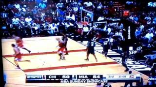 Sick Layup By Derick Rose on Wade and Lebron