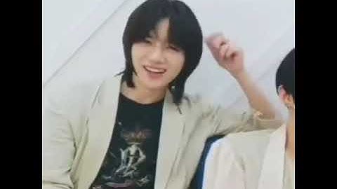 Ring on the ring finger