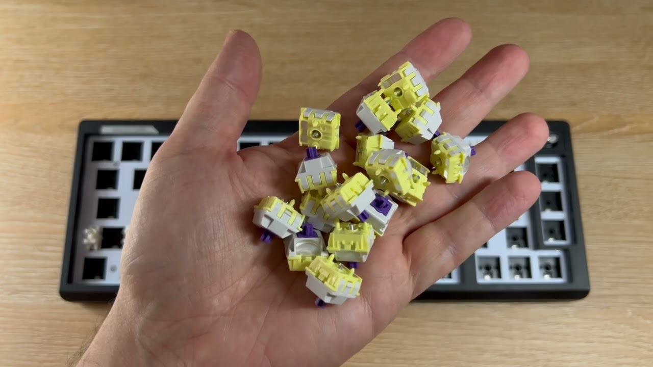 Epomaker Magcore 65 Lite - Preview, Teardown and Typing Sound Test in Action!