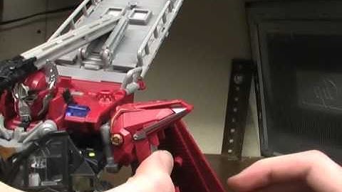 Transformers Dark of the Moon Mech Tech Leader Sentinel Prime Review