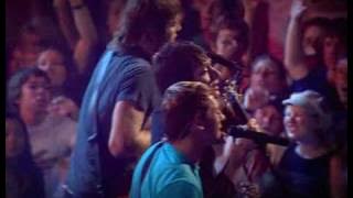 Hillsong United - Tell The World (Live in HQ)