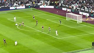 Wilfried Zaha goal attempt vs West Ham