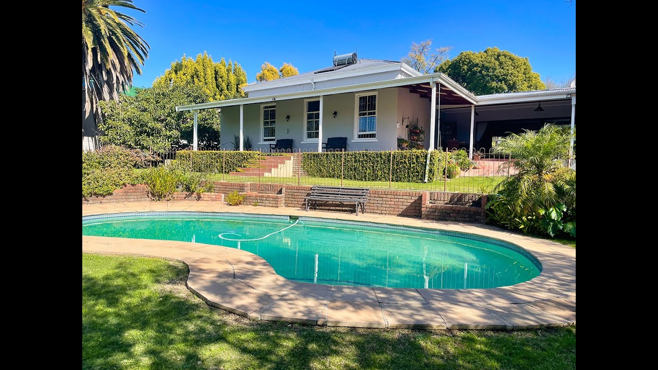 Christie s International Paarl Winelands 5 Blouvleiweg 12 Albert christie-s-international-paarl-winelands-5-blouvleiweg-12-albert