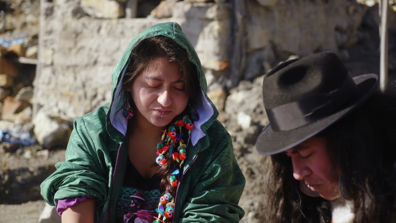 Descolonizar la cooperación y la práctica feminista.