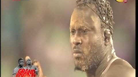 1er round Gris Bordeaux-Modou Lô : Il pleut des coups