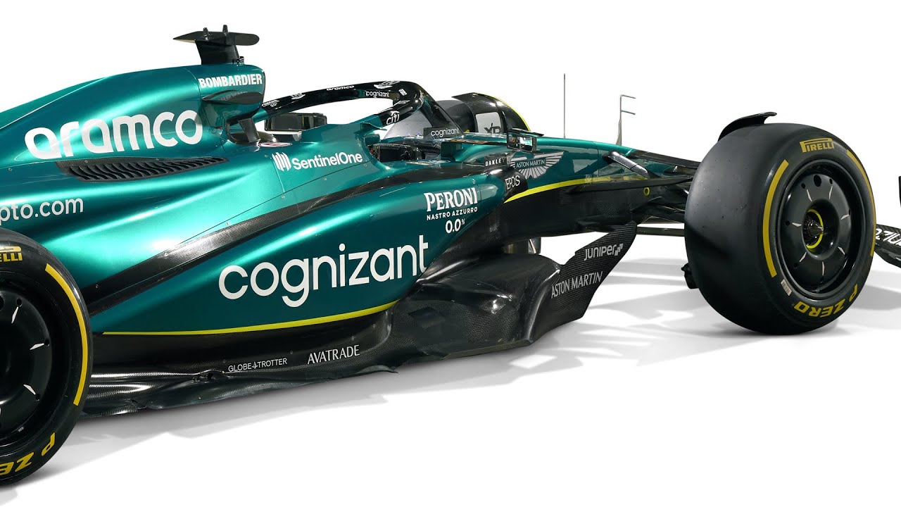 ¡FERNANDO ALONSO YA CONOCE SU NUEVO COCHE! EL ASTON MARTIN AMR23 YA ES UNA REALIDAD