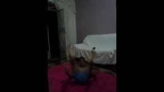 Vinicius Dançando Quadradinho De 8