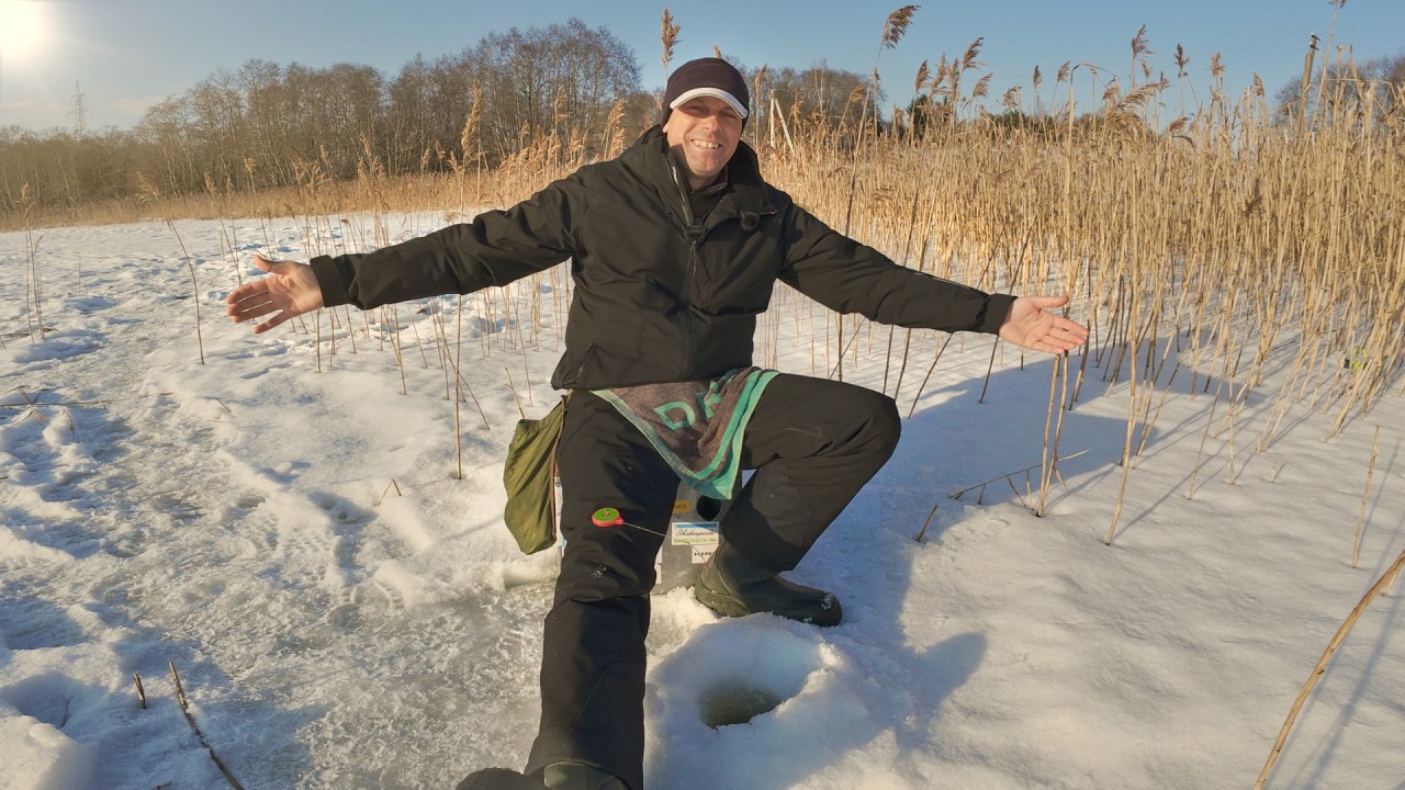 Po pietų EŠERIAI nekimba? Ar tai MITAS? Gaudau avižėle ešerius savo kiemo kūdrai.