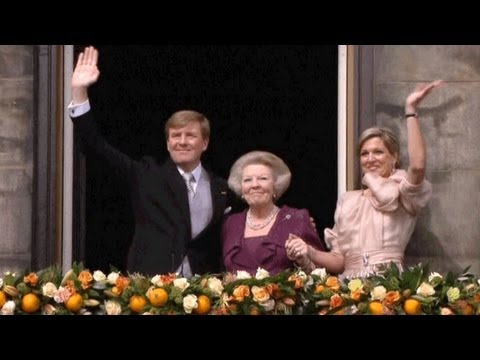 فيديو: الملكة بياتريكس الصافي: ويكي ، متزوج ، أسرة ، زفاف ، راتب ، أشقاء
