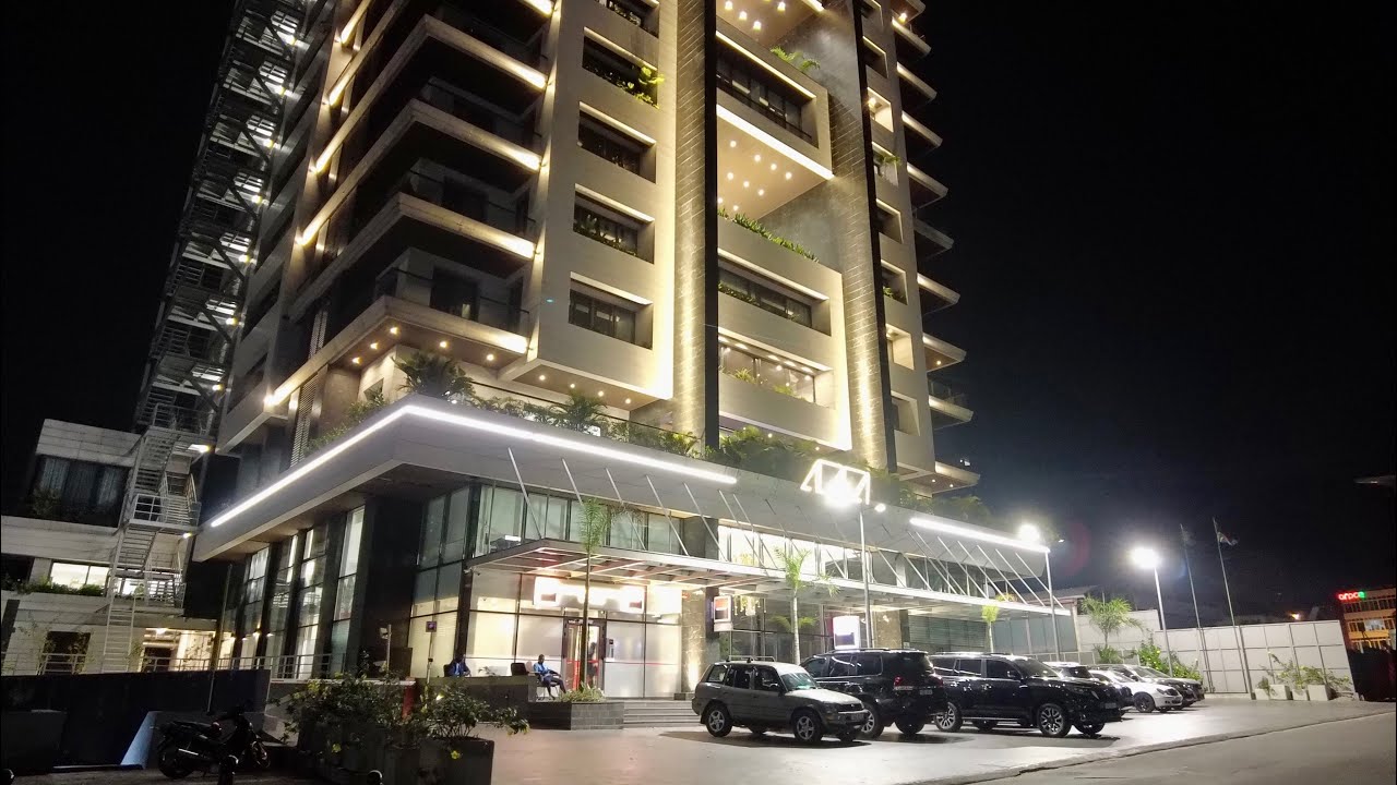 Walking at Night in Brazzaville, Republic of the Congo 🇨🇬