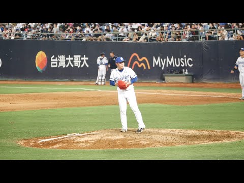 曾峻岳登場準備投球(樂天桃猿 vs 富邦悍將-羅力引退賽)