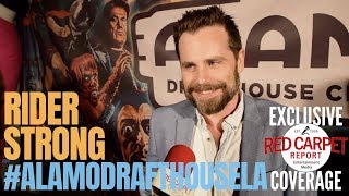 Https://www.redcarpetreporttv.com #redcarpetreport's @daniellejw talks
to @riderstrong at alamo drafthouse la's big bash party in #dtla
#weaskmore mingle med...