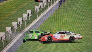 Type of crashes you see at Grass Daytona on NR2003