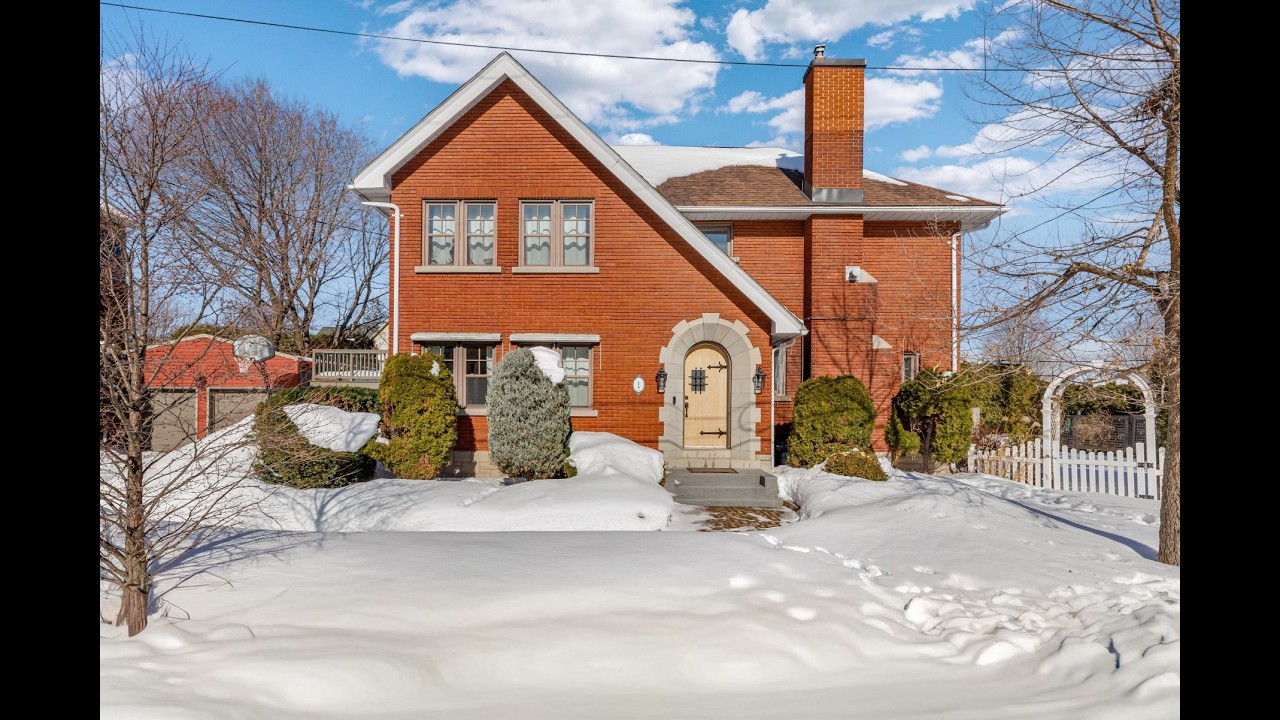 1 Iona Street - Chell Team