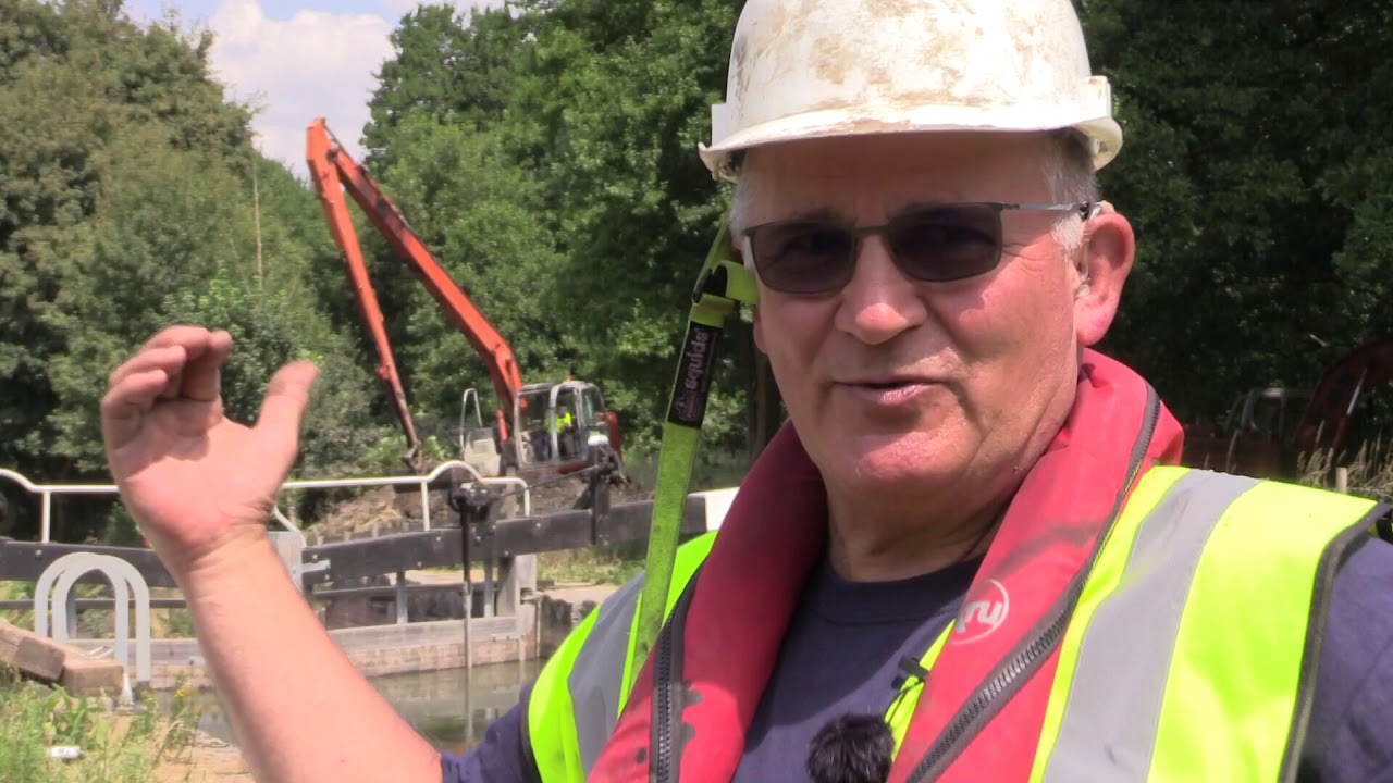 COTSWOLD CANALS - Bridges Boats and People - extended version