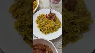 أرز مُبهر مع شرائح اللحم مع سلطة لذيذة || Seasoned rice with meat slices and a delicious salad