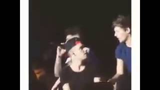 Download Lagu Zayn voice perfect MP3