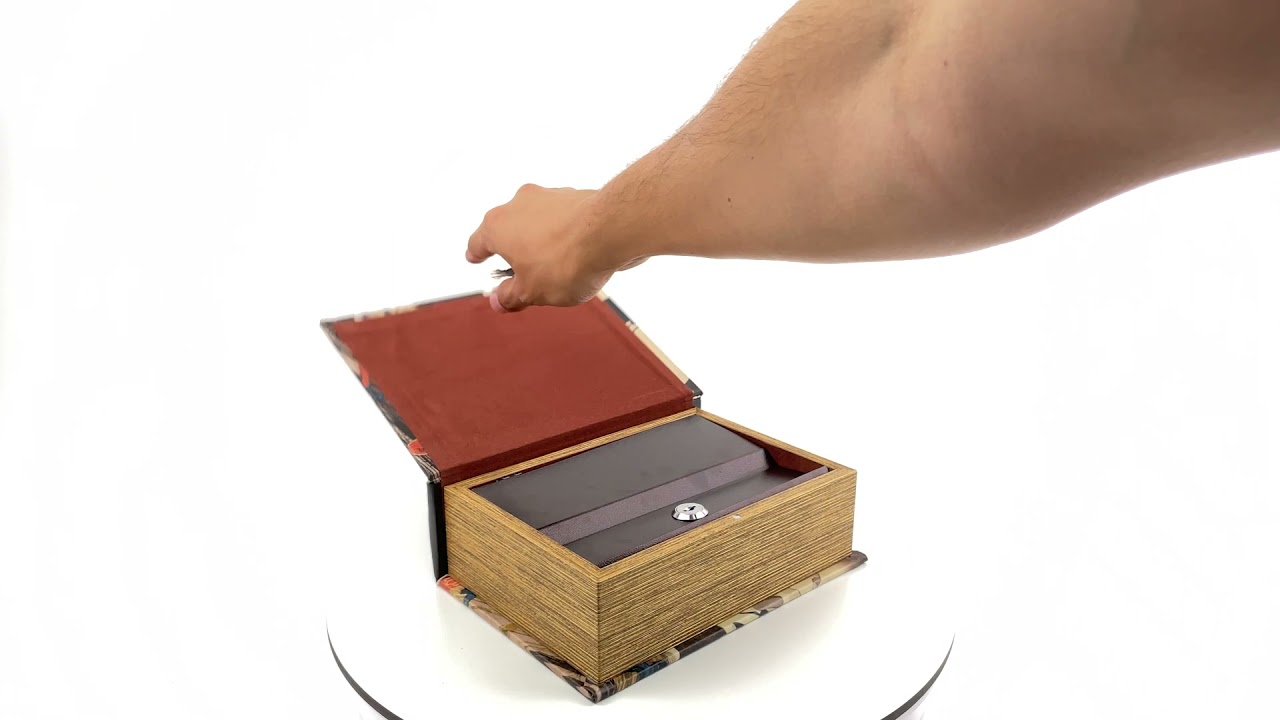 Hakuna Supply Discreet Locking Stash Book Rolling Bundle